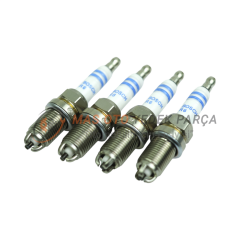 MERCEDES - BENZ W202-W208-W210 M111 KOMPRESSOR 3 TIRNAK BUJİ A0031597803 BOSCH 0242235766