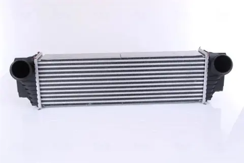 BMW F07-F10-F10 LCI-F11-F11 LCI-6F12-F13-F01-F03 TURBO RADYATÖRÜ KALE 17517812016